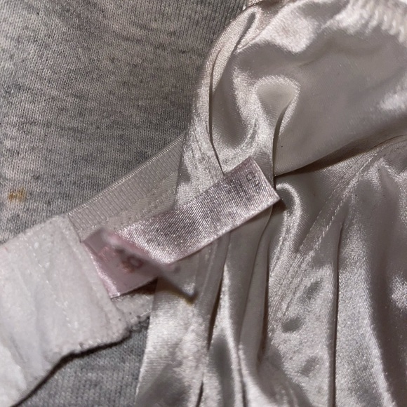 Second skin satin bra - Picture 5 of 5